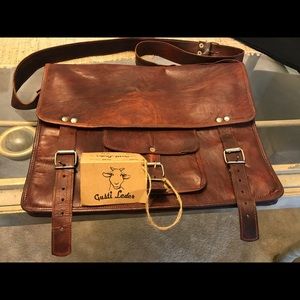 Leather messenger bag